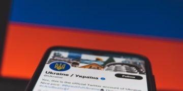 Les #TwitterFiles décryptés 5eme partie : l’État profond a fait censurer les « violations des droits de l’homme » de l’État ukrainien
