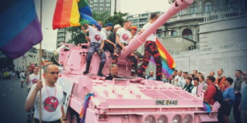 Création d’un nouveau monstre juridique pour faire plaisir aux membres du Triangle Rose