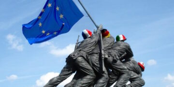 L’UE a embrayé dans l’escalade avec 3 milliards d’euros d’armes déversées en Ukraine en 2022