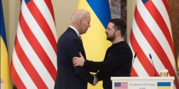 Russie-Ukraine : comment les néoconservateurs font la loi dans les médiats français